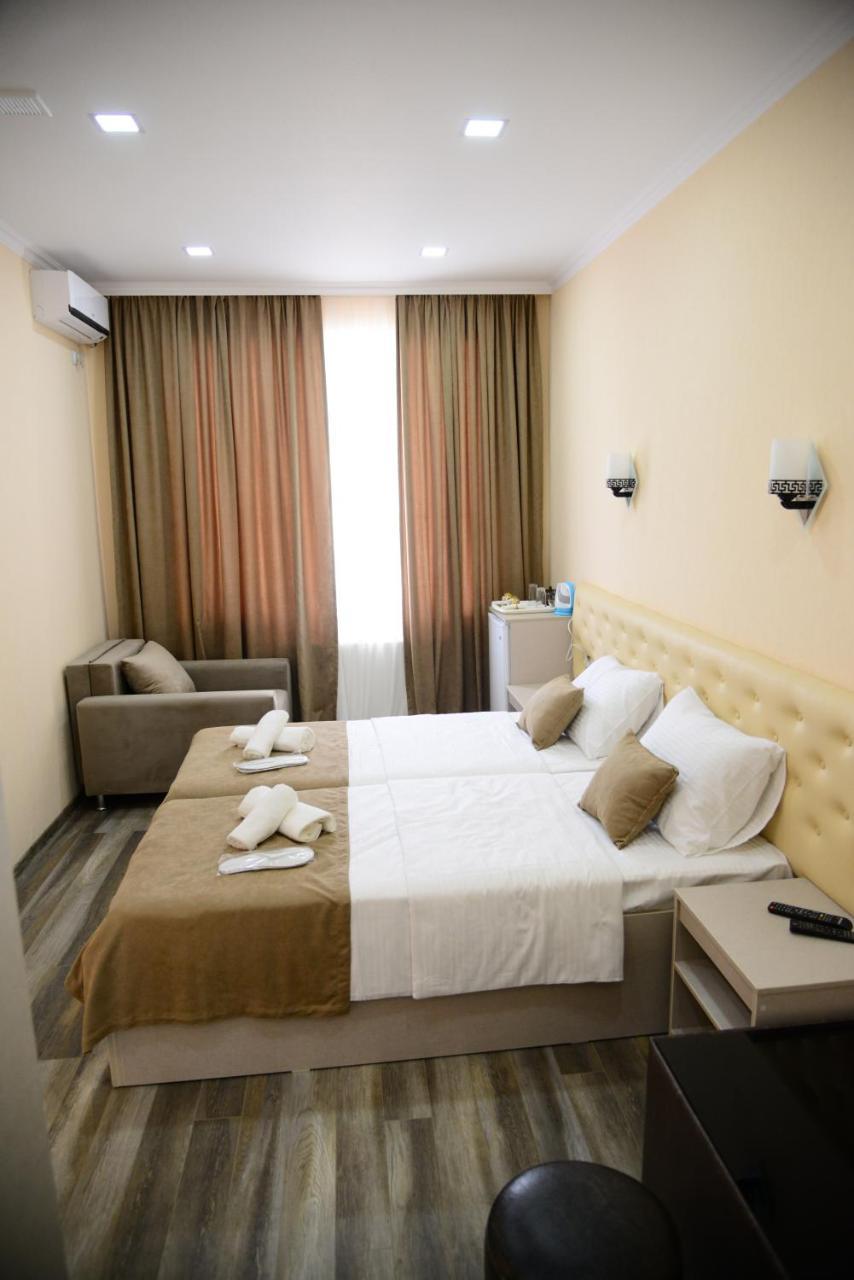 Hotel New Avlabari Tbilisi Esterno foto