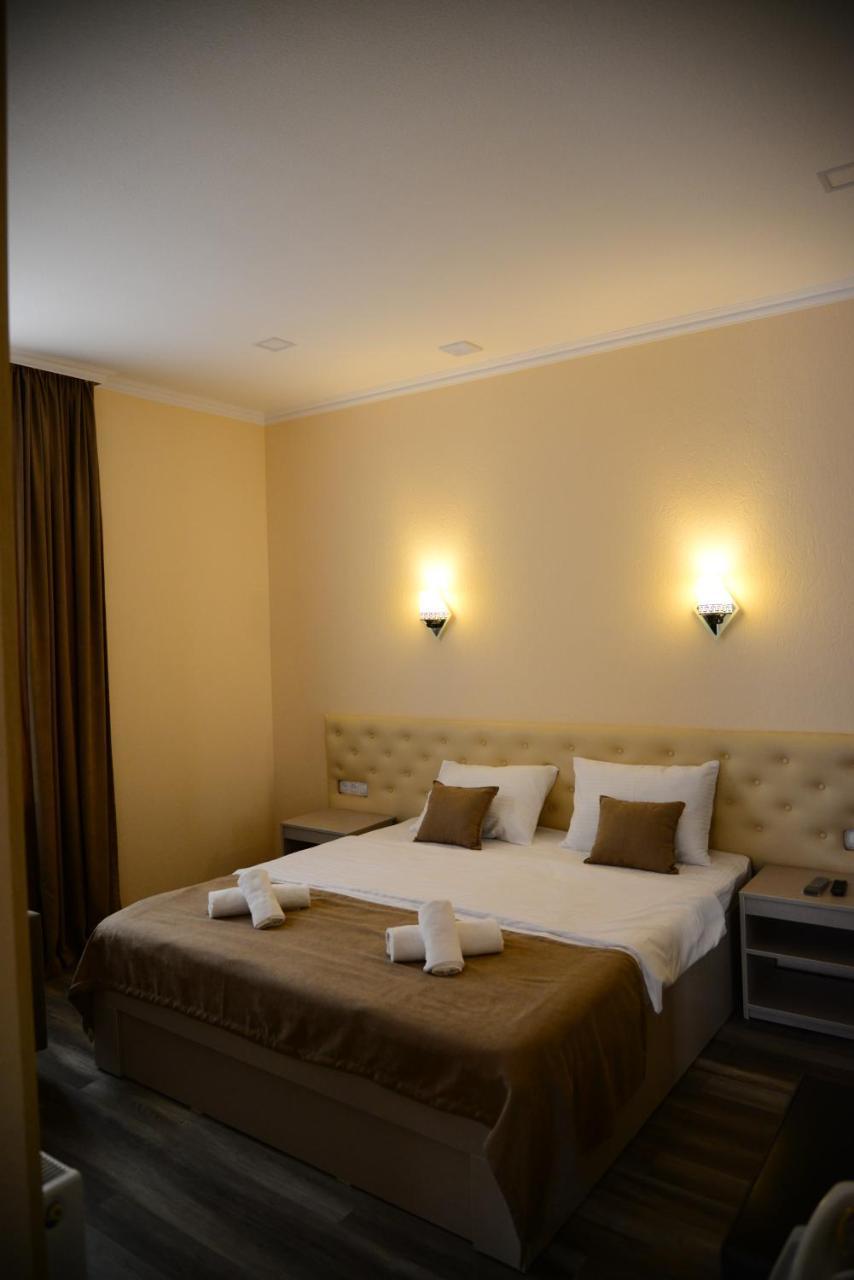 Hotel New Avlabari Tbilisi Esterno foto