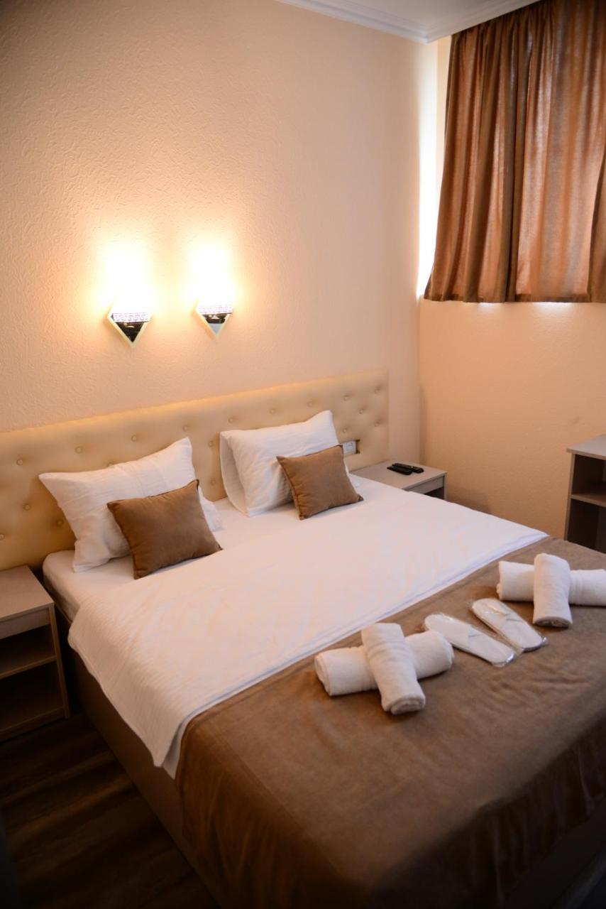 Hotel New Avlabari Tbilisi Esterno foto