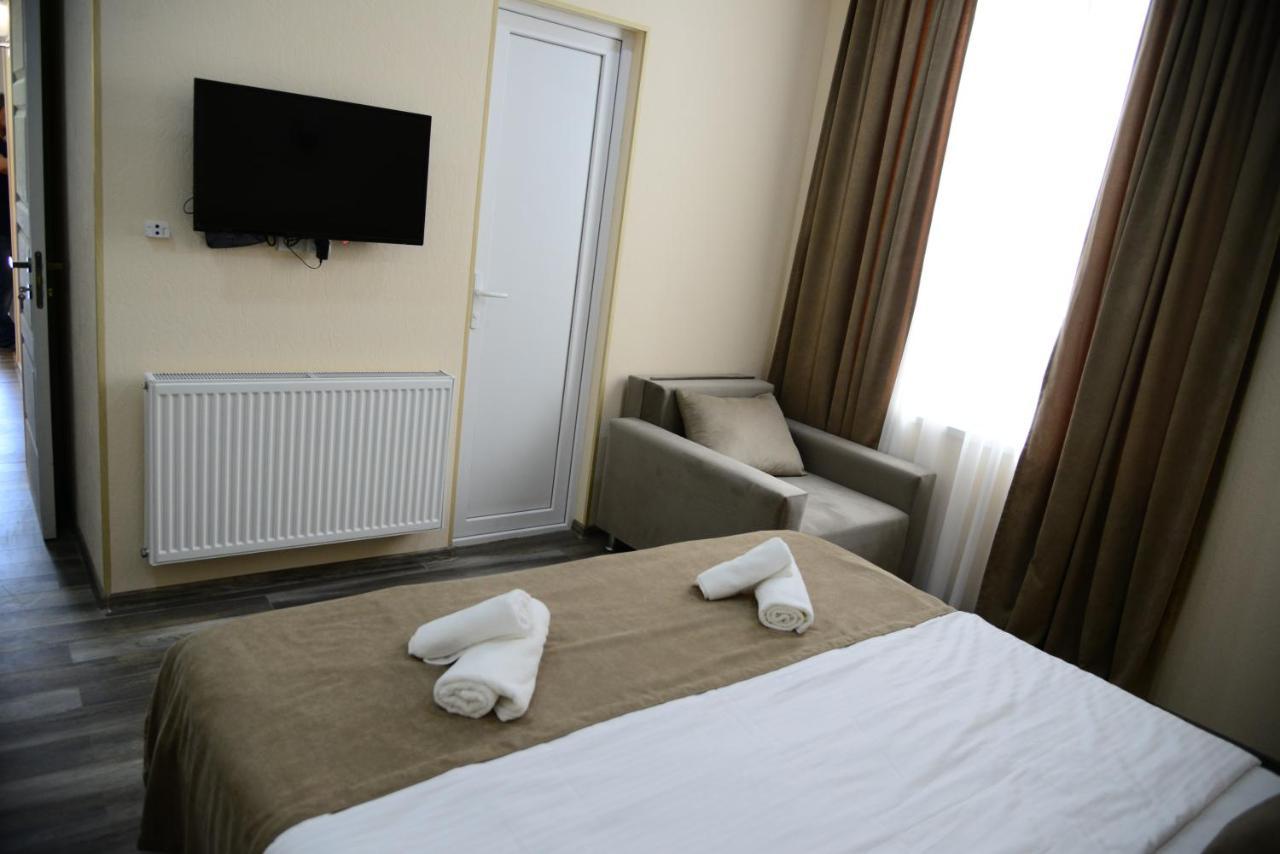 Hotel New Avlabari Tbilisi Esterno foto